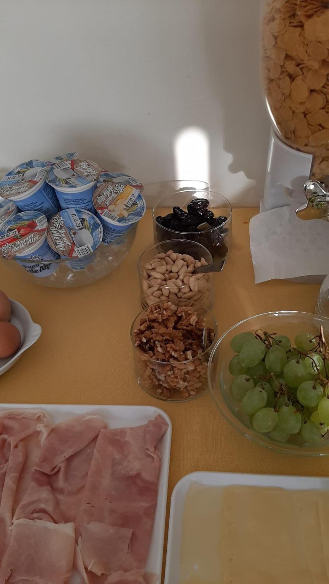 Hotel Robinia Imperia Eksteriør billede